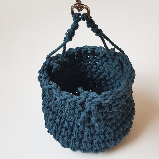 Cosulet de agatat pentru jucarii / accesorii animale de companie, albastru paun, 20 cm, Blanosic (lucrat manual)