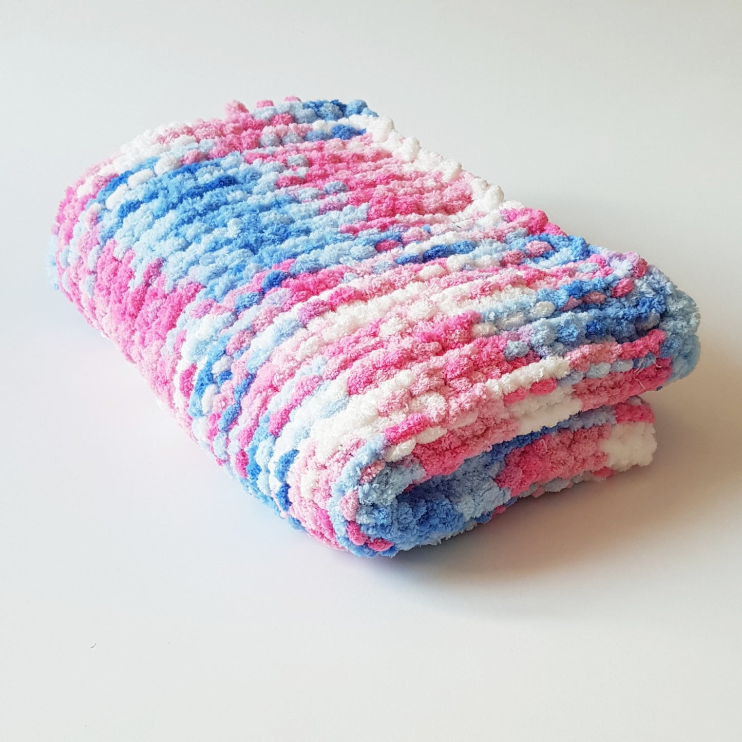 ZUF - Paturica copil, roz-alb-bleu, 100x80 cm, Blanosic (lucrata manual)