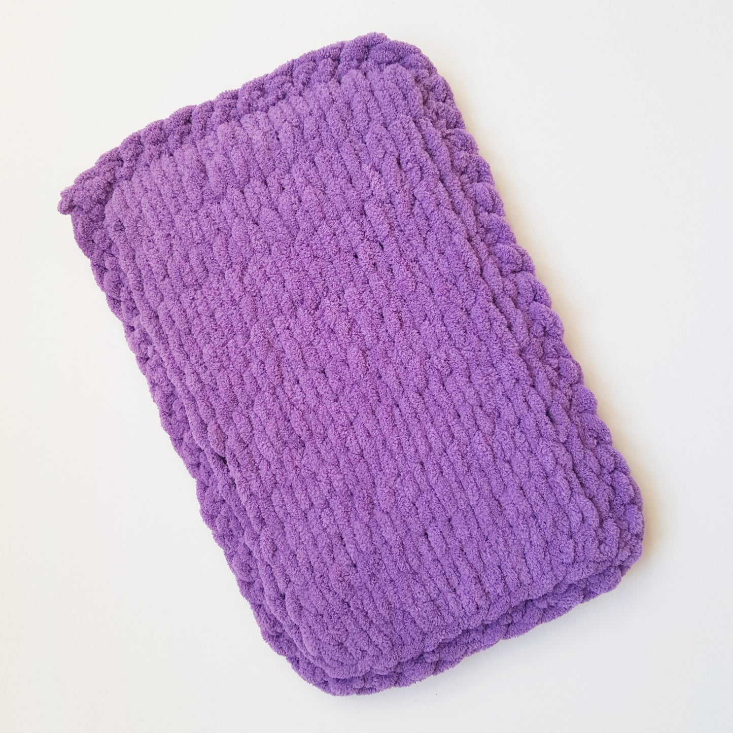 Perna pentru cusca transport caini si pisici, lila, 45 x 30 cm, Blanosic (lucrata manual)