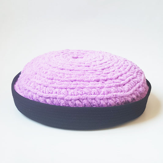 Cos cu perna moale pentru caini si pisici, negru-liliachiu, 45 cm (lucrata manual)