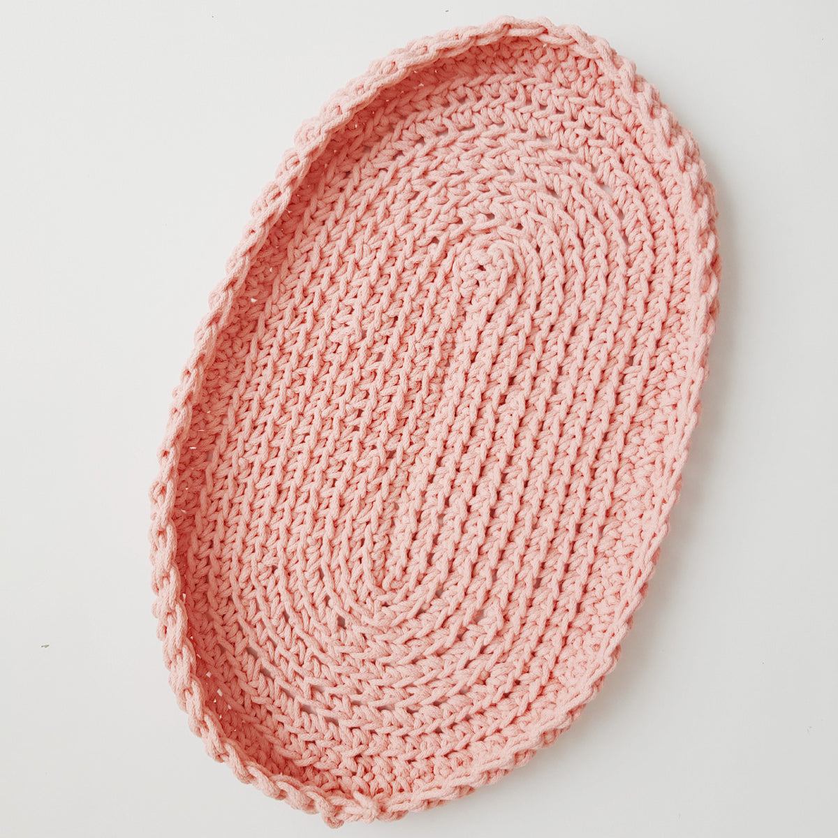 Handmade Culcus pisica pentru pervaz / mobila, bumbac, banan, 60 x 35 cm, Blanosic
