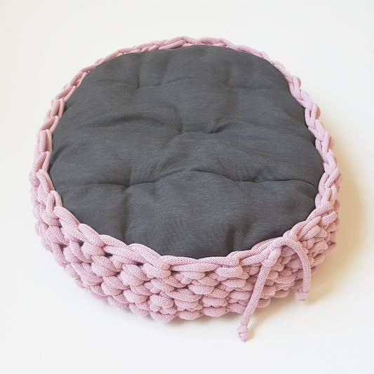 Culcus bumbac pentru caini si pisici, roz, 55x40 cm (lucrat manual)