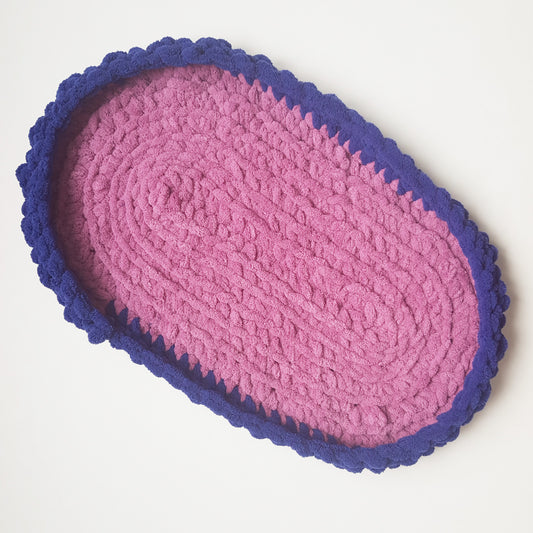 Culcus pisica pentru pervaz / mobila, trandafiriu-albastru, 65 x 40 cm, Blanosic (lucrat manual)