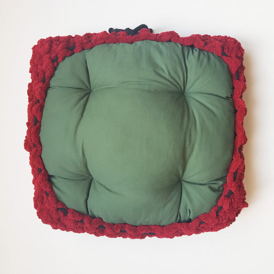 Culcus pentru caini si pisici, verde-visiniu, 50x45 cm (lucrat manual)