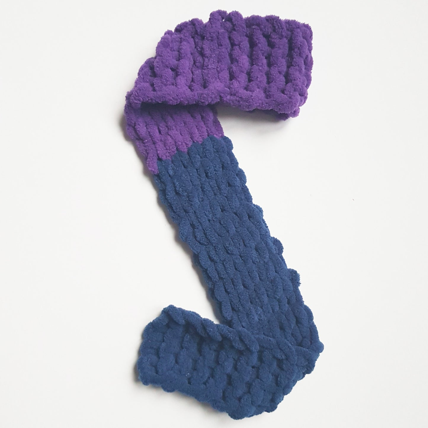 Fular S pentru caini, bleumarin-violet, Blanosic (lucrat manual)