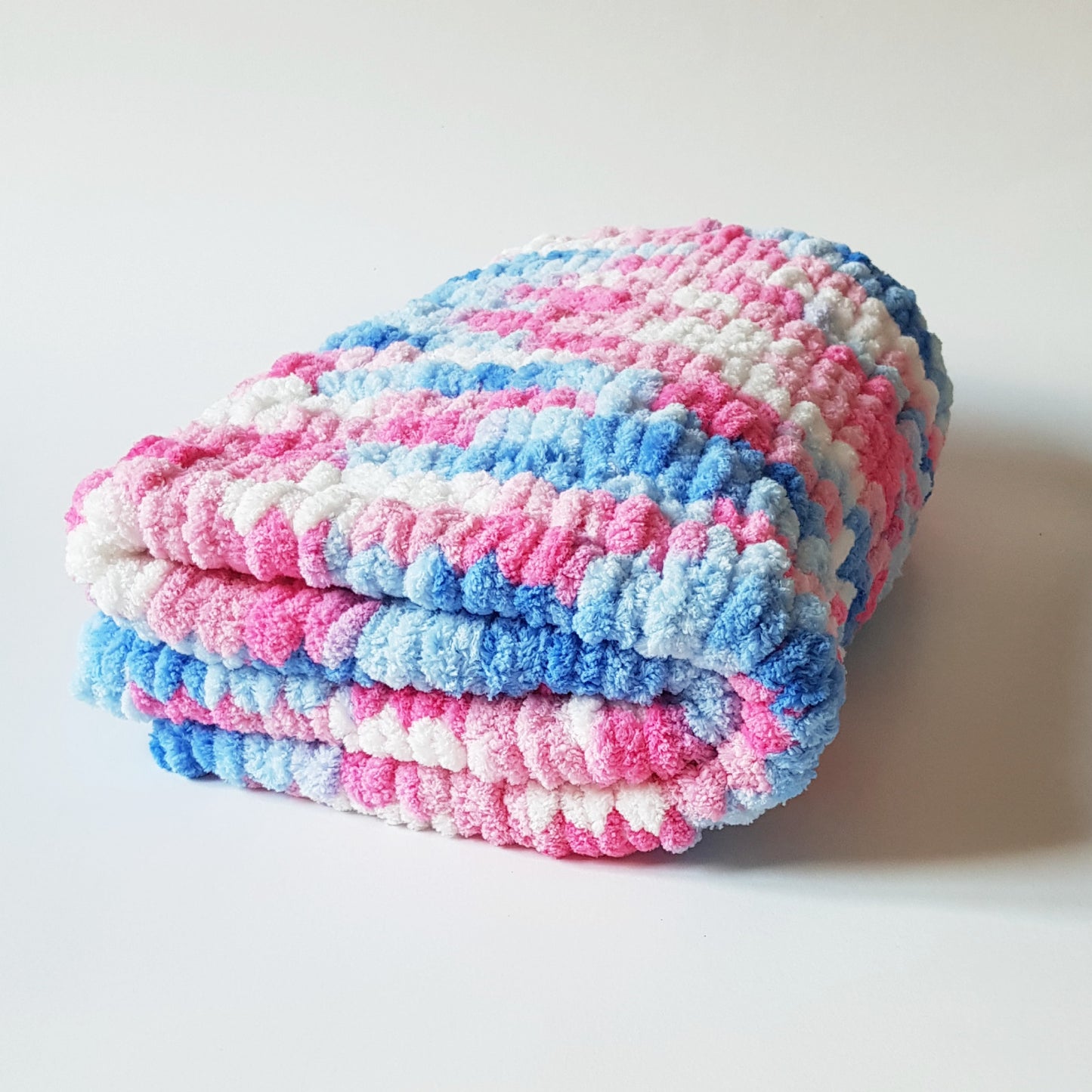 ZUF - Paturica copil, roz-alb-bleu, 100x80 cm, Blanosic (lucrata manual)