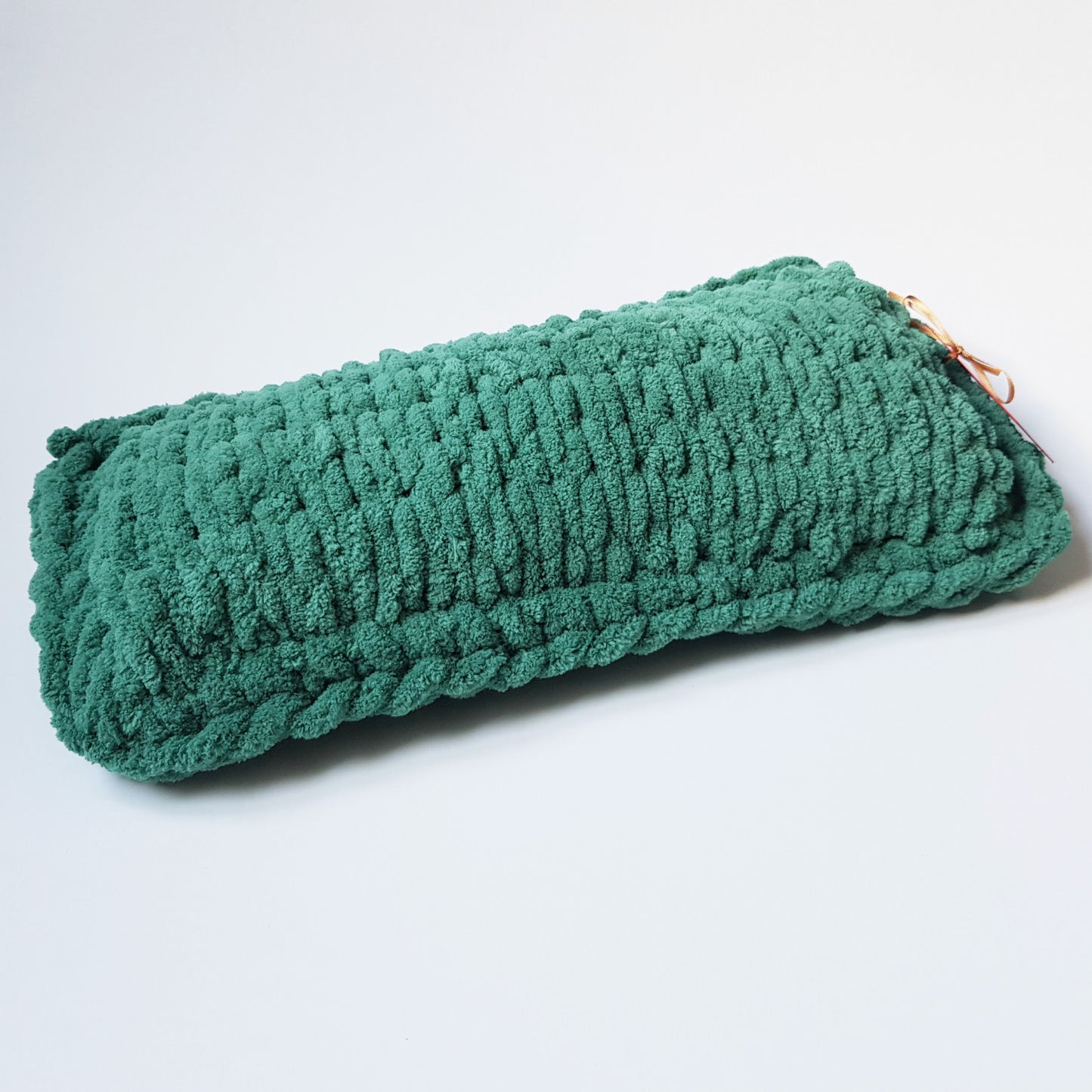 Pernuta de dormit pentru pisici si caini, Verde-Pin, 40 x 20 cm, Blanosic (lucrata manual)