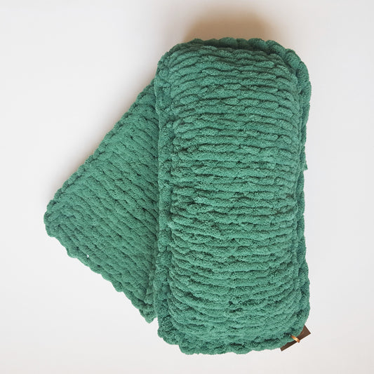 Set pernuta si paturica pentru pisici si caini, verde pin, 40x20 cm / 70x50 cm (lucrat manual)